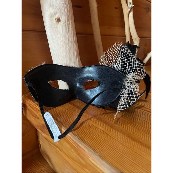 Adult Lace Animal Eye Mask - Picture 2 of 2